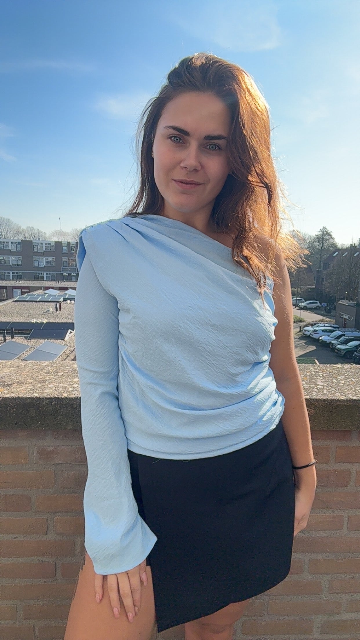 Daisy one shoulder blouse blauw