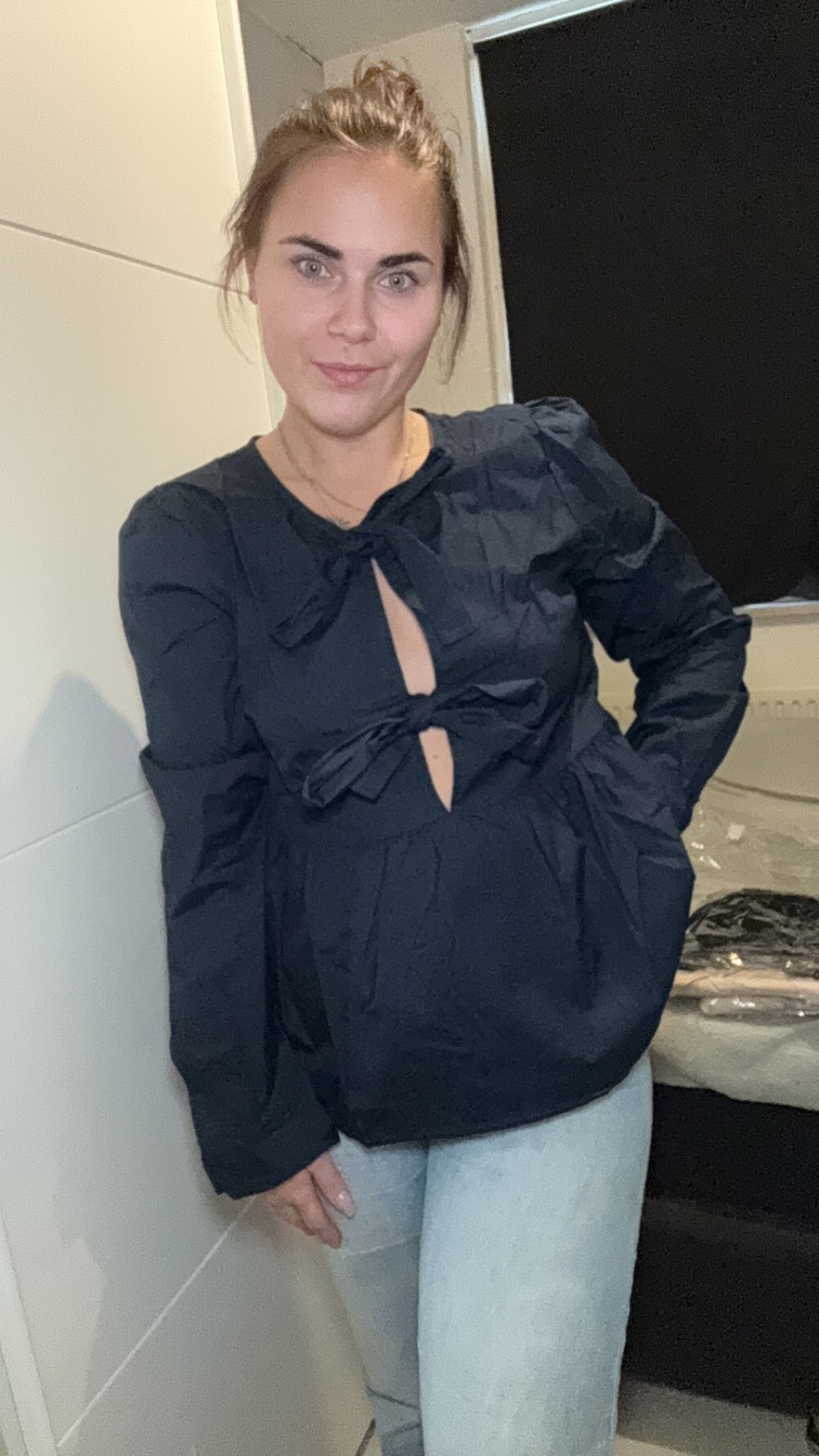 Jasmijn blouse met strikjes