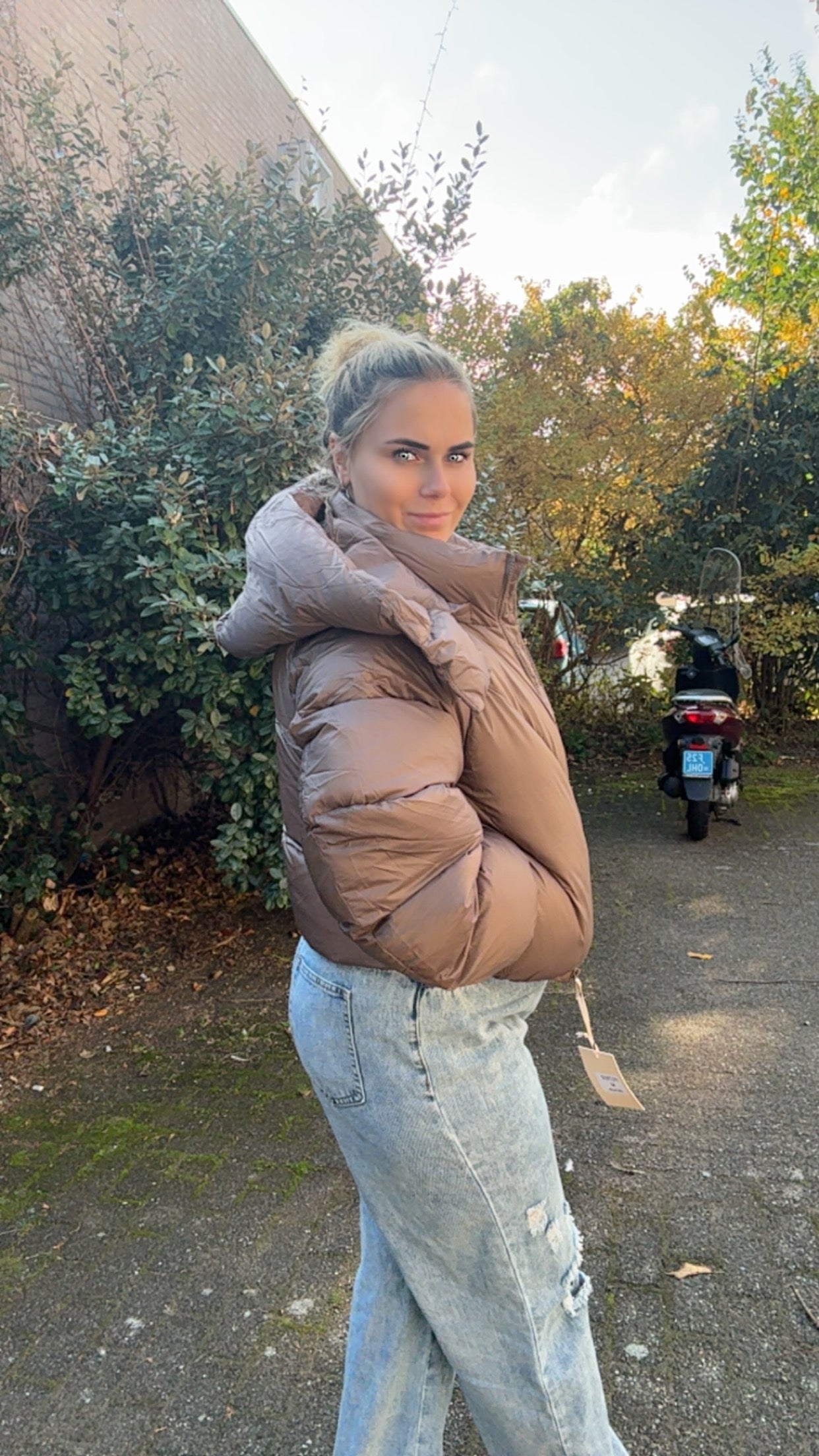 Winter puffer jacket taupe