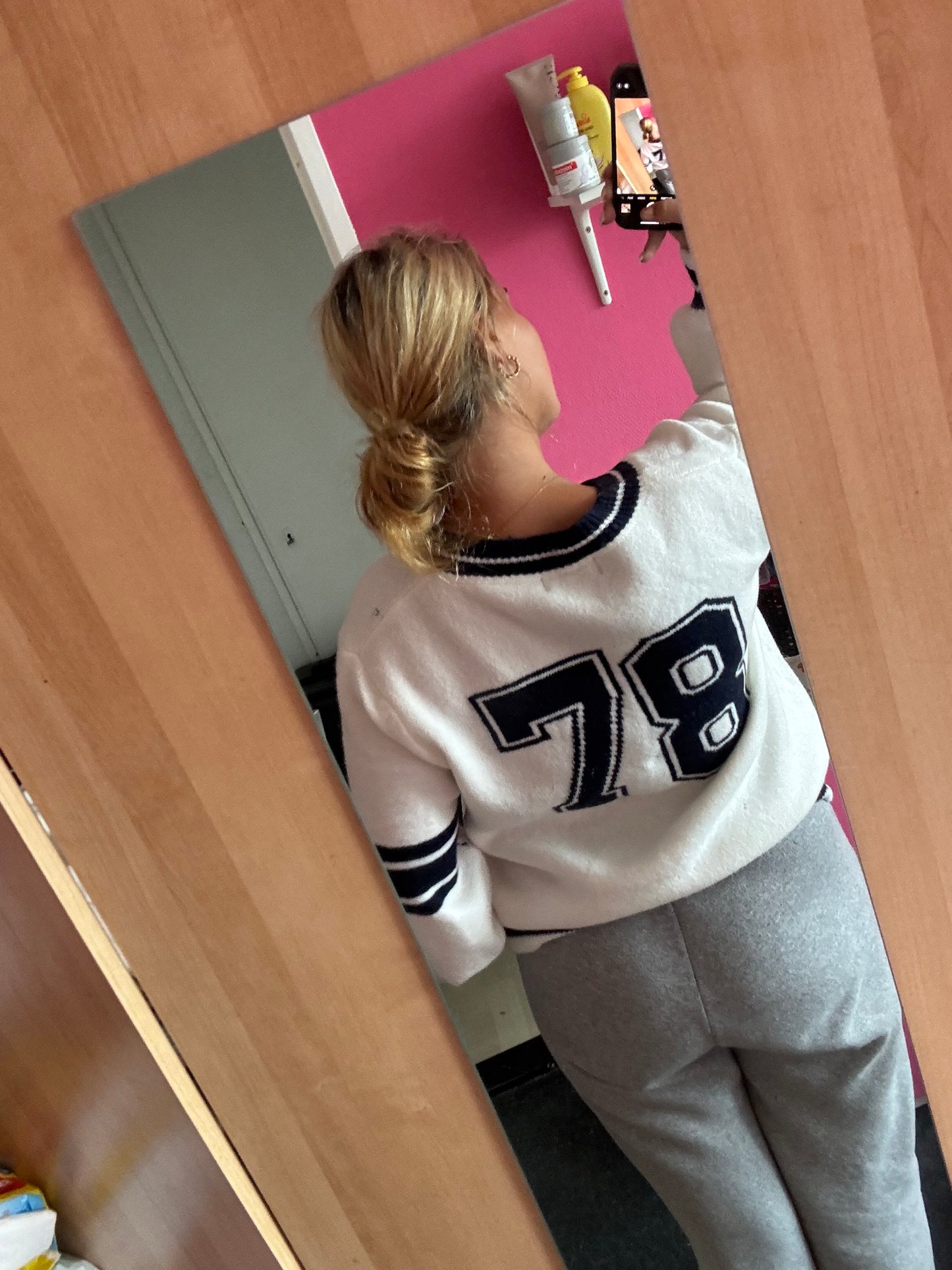 V-hals trui