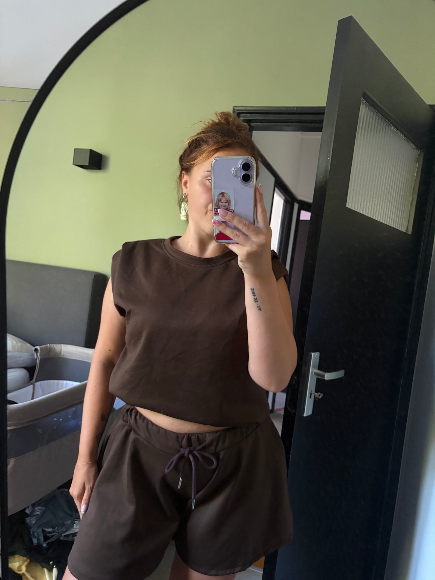 Lina set bruin