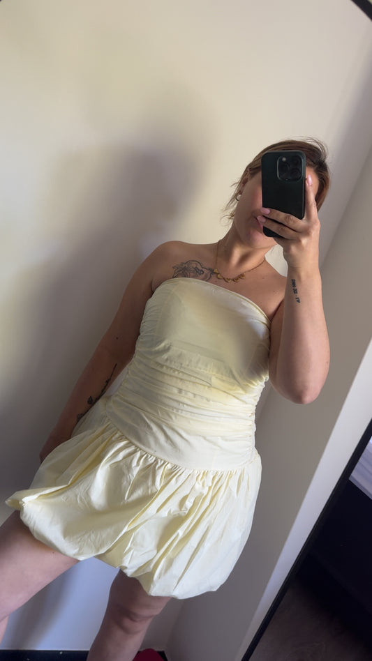Strapless jurk geel