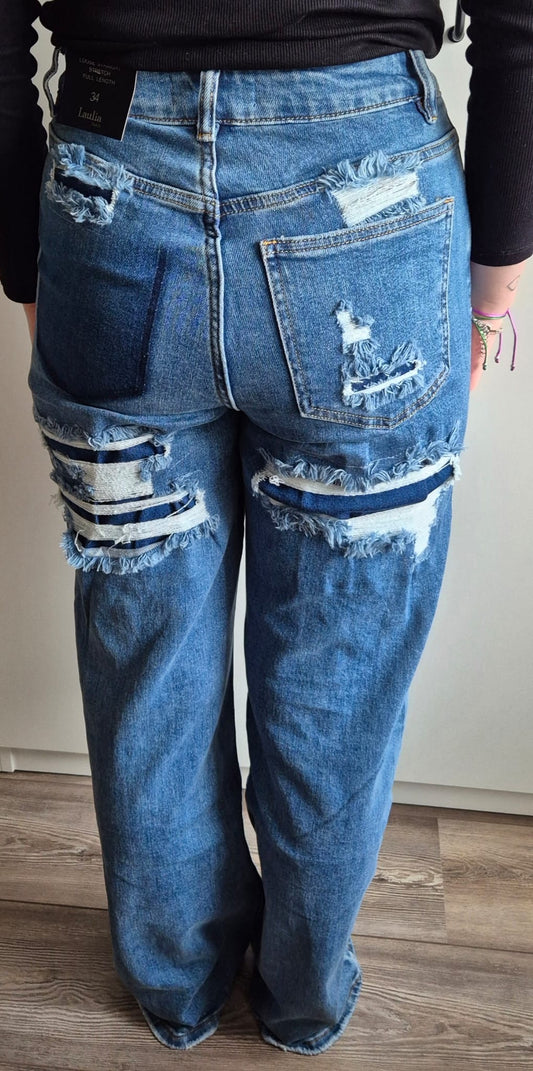 Damagde jeans